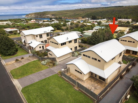 The Pitch - Swimm 38