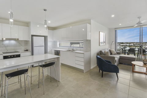 Direct Hotels - Aquarius Kawana - Internet Find 27
