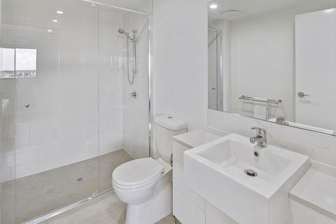 Direct Hotels - Aquarius Kawana - Internet Find 31
