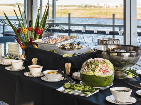 BEST WESTERN PLUS Lake Kawana Hotel - Internet Find 35