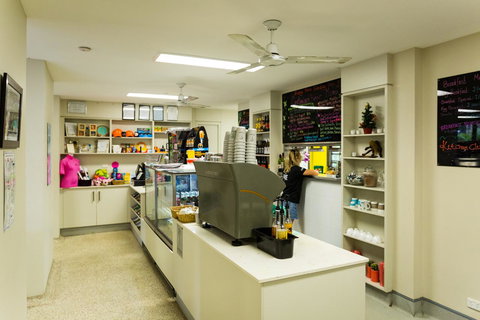 Castaways Moreton Island - Swimm 18