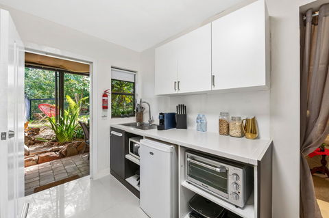 Noosa Hinterland Retreat - Internet Find 4