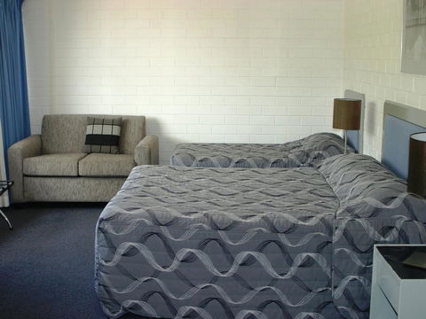 Dalby Manor Motor Inn - Renee 35