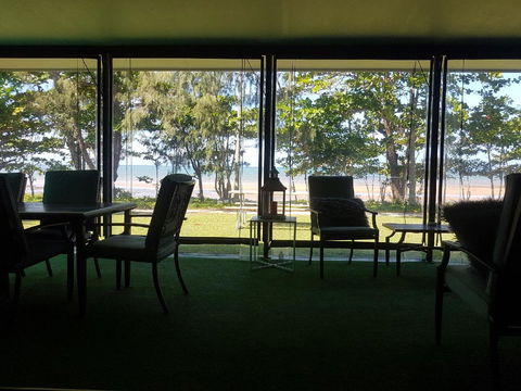 King Reef Resort - Renee 18