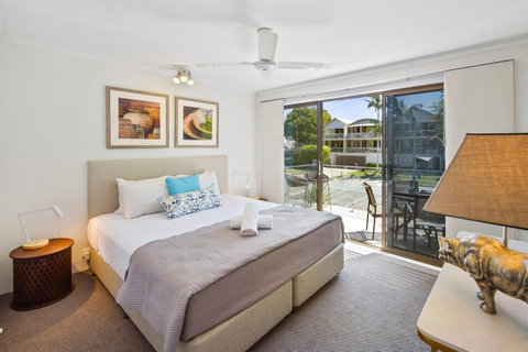 Noosa Place Resort - Internet Find 11
