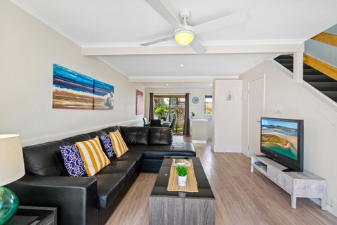 Noosa Place Resort - Internet Find 4