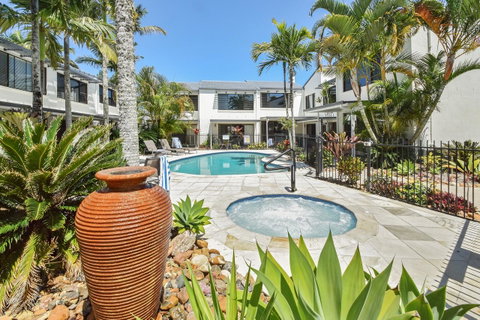 Noosa Place Resort - Internet Find 20