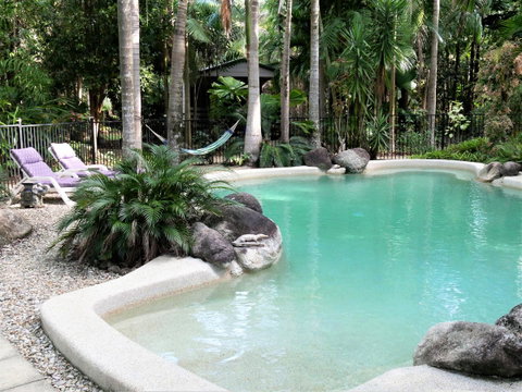 Boutique Bungalows - Internet Find 10