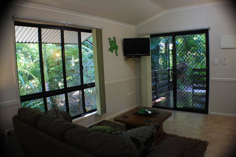 Boutique Bungalows - Internet Find 39