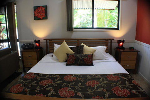 Boutique Bungalows - Internet Find 33