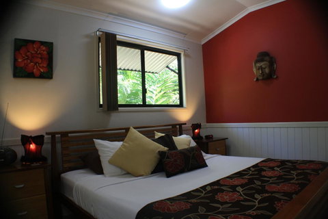 Boutique Bungalows - Internet Find 31