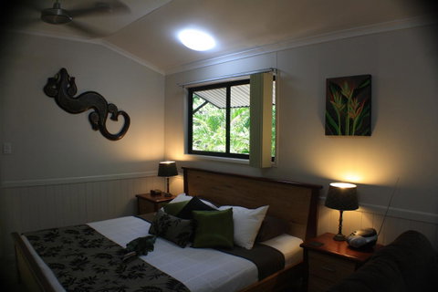Boutique Bungalows - Internet Find 44