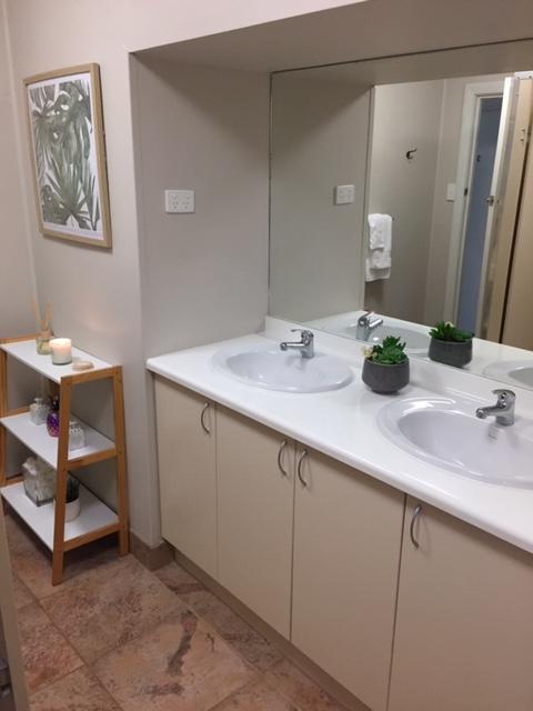 Malanda Manor Guesthouse - Renee 11