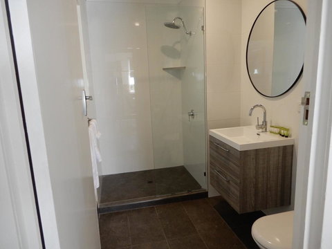 Malanda Manor Guesthouse - Renee 5