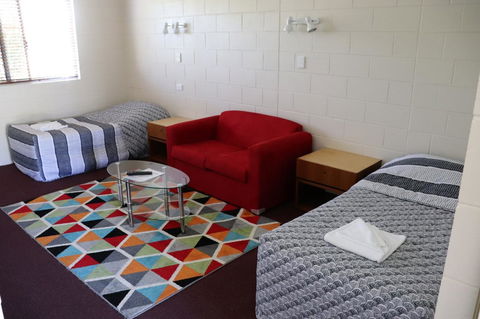 YAL Cairns - A Motel That Makes A Difference - Petrol Stations 3