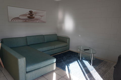 YAL Cairns - A Motel That Makes A Difference - Petrol Stations 22