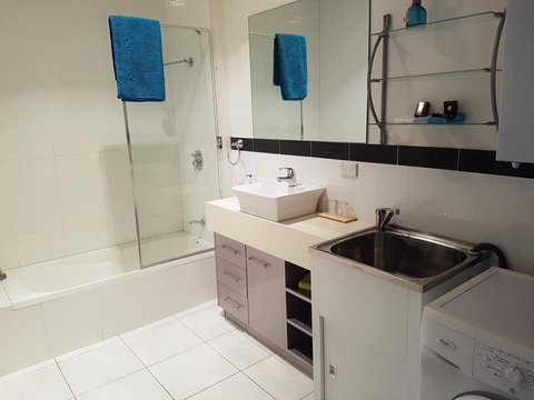 Sutton's Beach Unit - Qld Realsetate 18