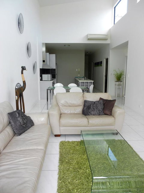 Sutton's Beach Unit - Qld Realsetate 6