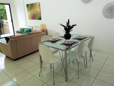 Sutton's Beach Unit - Qld Realsetate 4