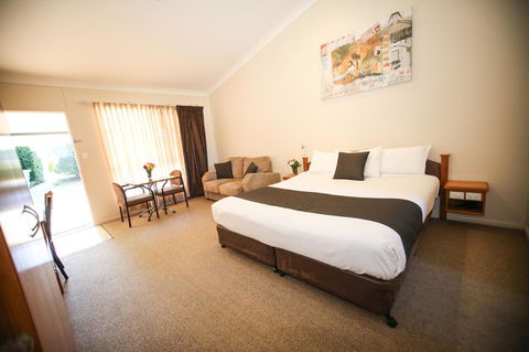 Roma Explorers Inn - Renee 0