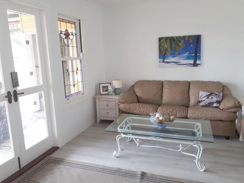 Retro Beach Flat - Internet Find 13