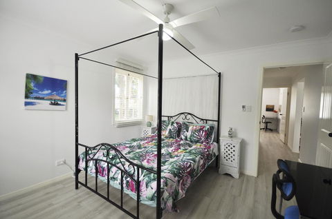 Retro Beach Flat - Internet Find 8