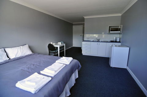 Bribie Island Square - Internet Find 0