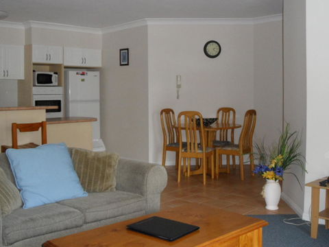 Sylvan Beach Resort - Internet Find 33