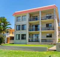 Enjoy the sea breezes from the balcony - Boyd St Woorim - Internet Find