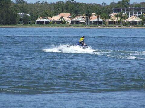 Lowset Home On The Canal - Dolphin Dr, Bongaree - Internet Find 14