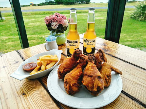 Baudins Accommodation And Restaurant - Qld Realsetate 4