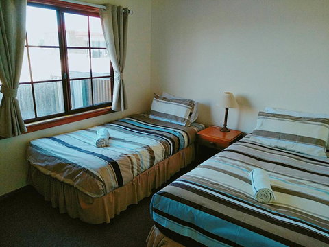 Baudins Accommodation And Restaurant - Qld Realsetate 12