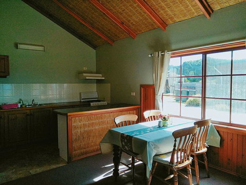 Baudins Accommodation And Restaurant - Qld Realsetate 11