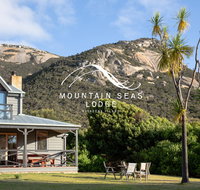 Mountain Seas Lodge - Internet Find