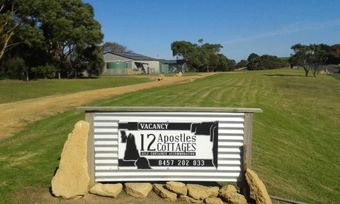 12 Apostles Cottages - Swimm 1