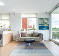 2 Bedroom Apartment with Bay View - Qld Realsetate