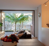 2 Bedroom Apt in Potts Point with Parking - Qld Realsetate