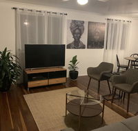 3 Bedroom Apartment - Internet Find