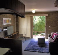 A Furnished Townhouse in Goulburn - Renee