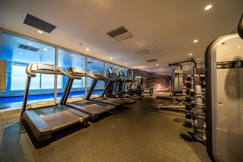 Above The Square On Hindmarsh-Pool - Gym - Carpark - Internet Find 2