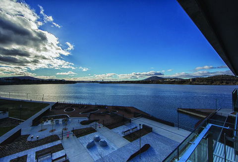 Accommodate Canberra - Aurora - Internet Find 1