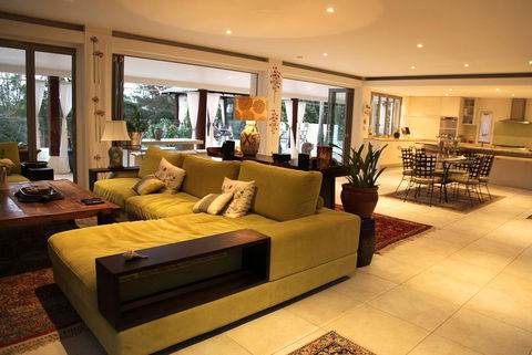 Alaya Verde Bed & Breakfast - Internet Find 1