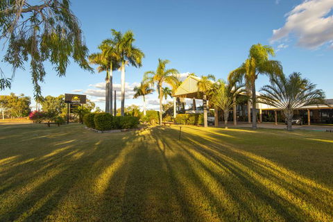 Albert Park Motor Inn - Internet Find 0