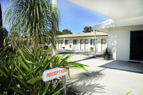 Annalee Motel Beaudesert - Internet Find 2