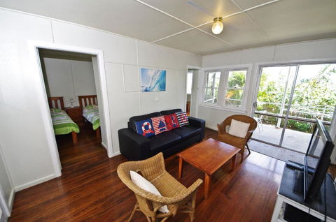 Apollo 2 9 Hodgson Street - Renee 1
