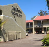 Argyle Terrace Motor Inn - Renee