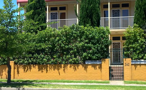 Armidale Ace Apartments - Renee 2