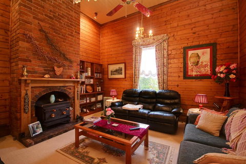 B & B At Winterbrook - Renee 3