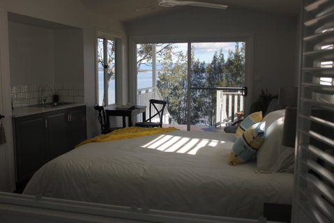 B & B On The Water - Internet Find 3