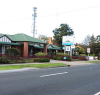 Bairnsdale Tanjil Motor Inn - Swimm